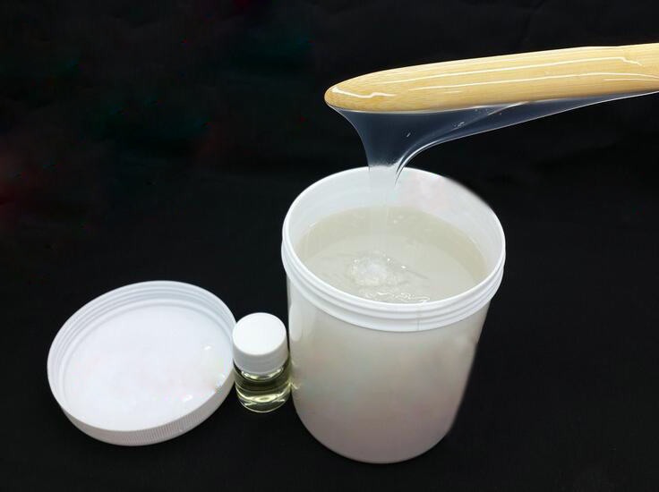 生產(chǎn)高端液態(tài)硅膠制品有什么方法？